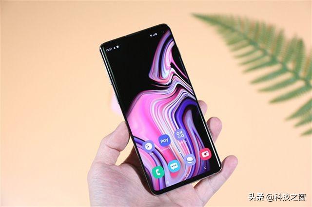 真正全面屏！三星確認(rèn)正研發(fā)屏下攝像頭，這才是三星的實(shí)力