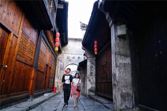 湖南有一座古城,比凤凰古城还早900年,一片冰心在玉壶出自这里