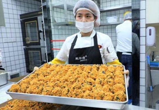 中国第一网红面包店：在全国冒出1000家分店，其实95%都是山寨的