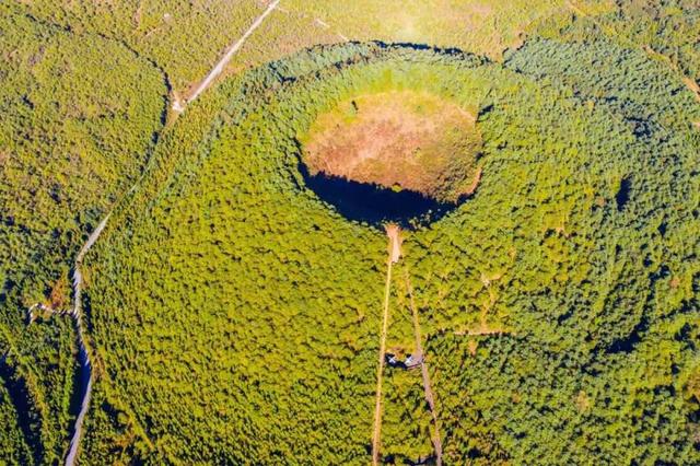最美腾冲四月天，踏青景色尽芳菲