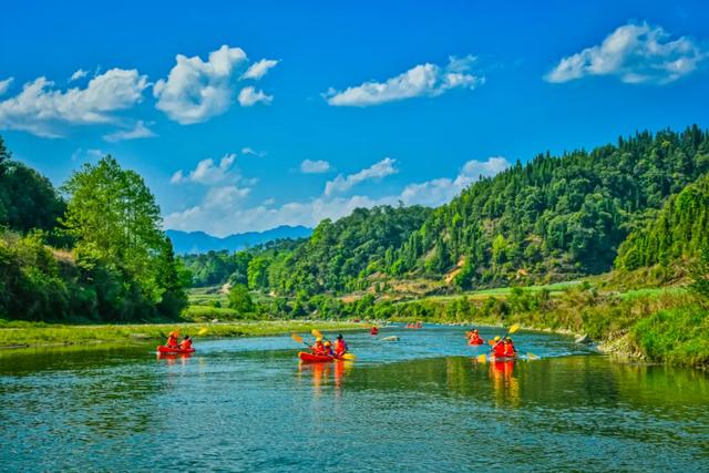 最美腾冲四月天，踏青景色尽芳菲