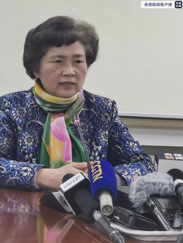国家卫健委高级别专家组：人群能不到武汉去就不去，武汉人能不出来就不出来